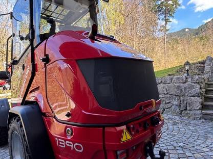 Bild 4:Weidemann 1390