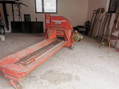 Bild 2:Blasius 903 Häcksler mit Motor
