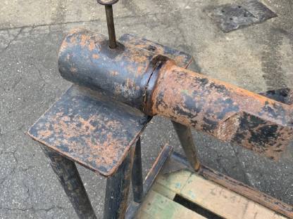 Bild 4:Montagegestell für Motor