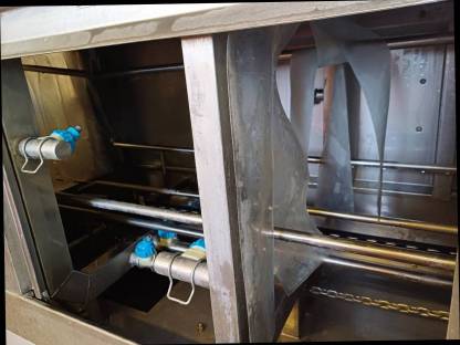 Bild 4:Kistenwaschanlage Peböck E1 E2 E3 Kisten