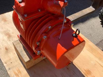 Bild 4:Bauer B3 Vakuumpumpe