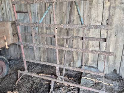 Bild 3:Verkaufe alte Metallrahmen Gestell