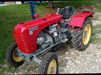 Traktor Steyr T84