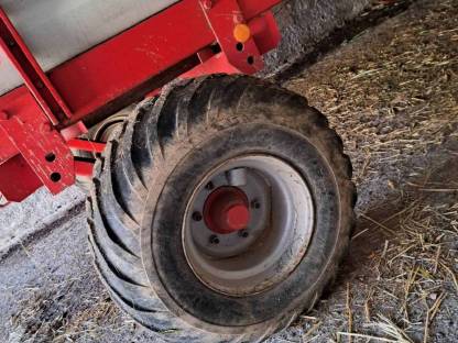 Bild 3:Kompletträder 6-Loch-Felge