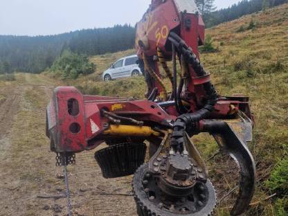 Bild 6:Hyundai Baggerprozessor mit Woody 50