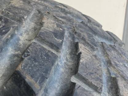 Bild 5:Nokian Kommunalbereifung 400/80 R24 480/80 R34