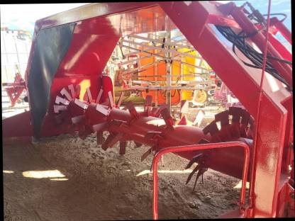 Bild 4:Kompostwender