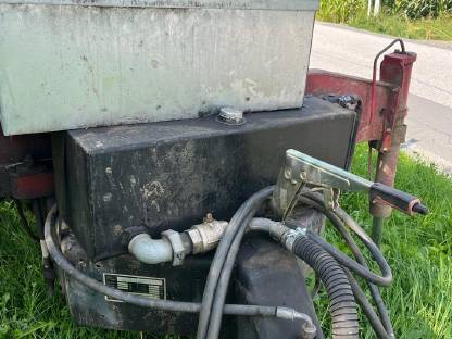 Bild 5:Holzanhänger / Rückewagen