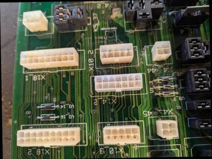 Bild 4:Platine Zentralelektrik Steyr 9000 Sisu