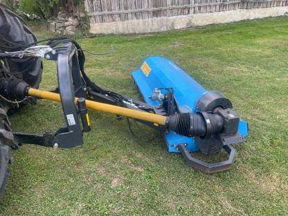 Bild 5:Medl Seitenmulcher Cross 220