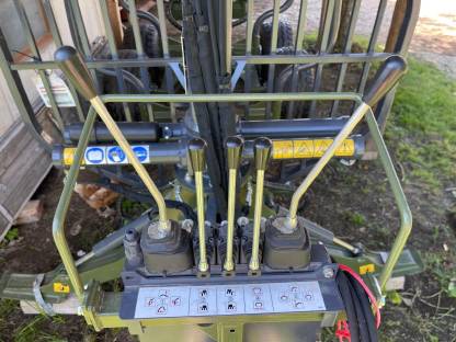 Bild 4:Farma T7 Rückewagen