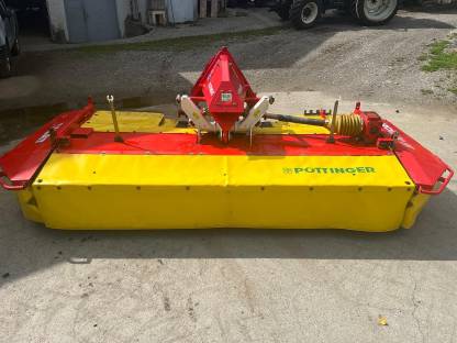Bild 2:Pöttinger Novacat 306f Classic Frontmähwerk