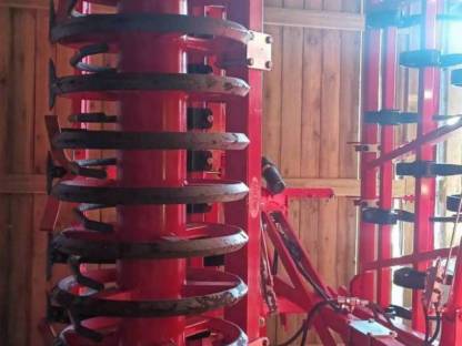 Bild 7:Grubber Einböck Taifun 6 m mit Planetschiene