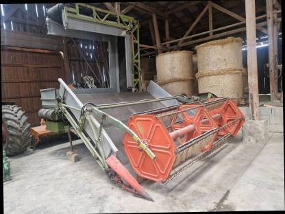 Bild 6:Kräuterernter, Doppelmesser, Schwadmäher