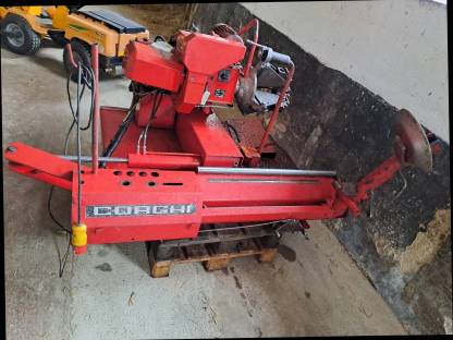Reifenmontiermaschine, Montiermaschine Traktor, Lkw Corghi Super 9300