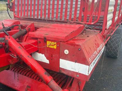 Bild 2:Pöttinger Ernteprofi 2 Ladewagen