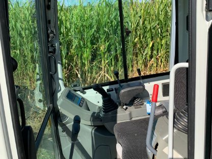 Bild 8:Takeuchi TB216