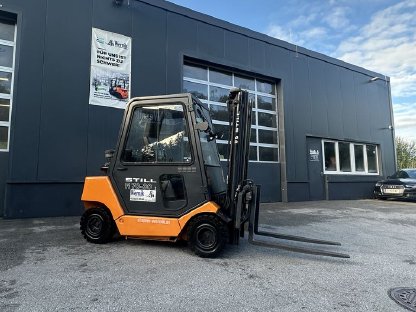 Bild 2:Still R70-30i Dieselstapler, Vollkabine, Triplexmast