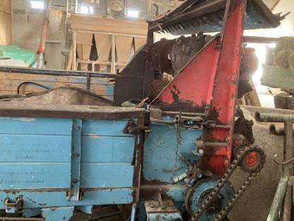 Bild 2:Miststreuer Mengele ES 28