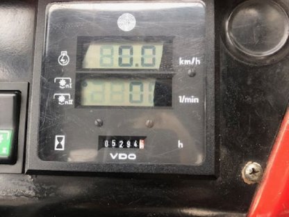 Bild 4:Traktor Steyr 8075as