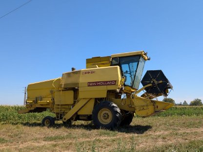 New Holland Clayson 8030 Mähdrescher