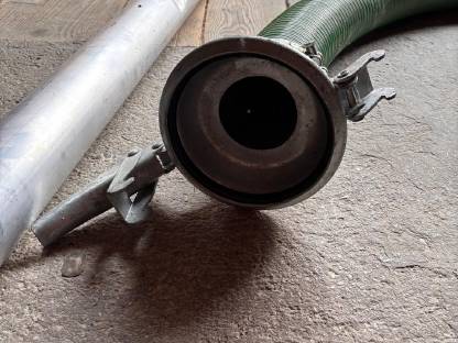 Bild 4:Saugschlauch Güllefass