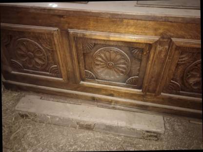 Bild 3:Alte gut erhaltene Bauerntruhe