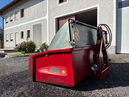 Bild 2:Rosensteiner Judo 200