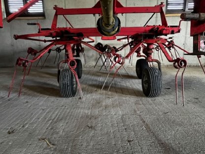 Bild 2:Fella Kreiselheuer TH 440 D – 4,4 m AB, 4 Kreisel