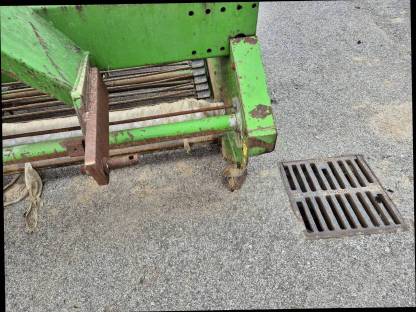 Bild 5:Wühlmaus Zwiebelroder