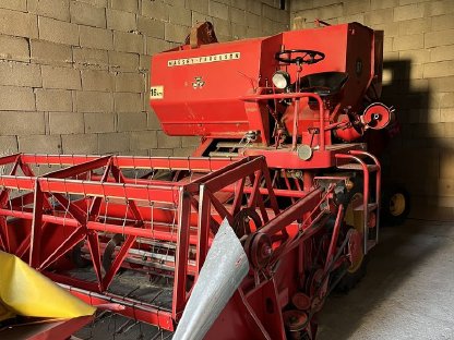 Massey Ferguson MF 87 Mähdrescher