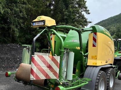 Bild 2:Krone Comprima CV 150 XC Plus