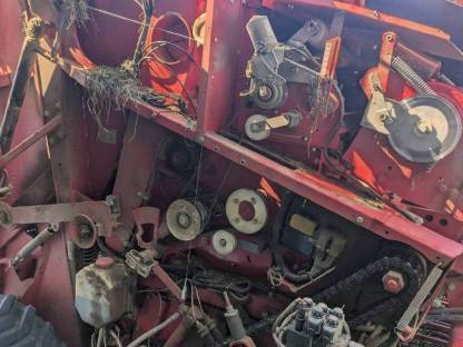 Bild 4:Variable Rundballenpresse - Ballenpresse Lely Welger RP 445