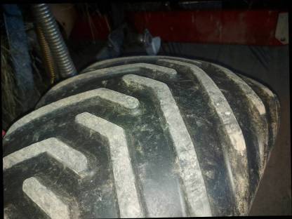 Bild 3:Metrac Reifen