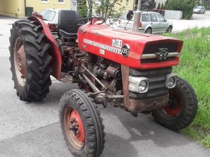 Massey Ferguson 135
