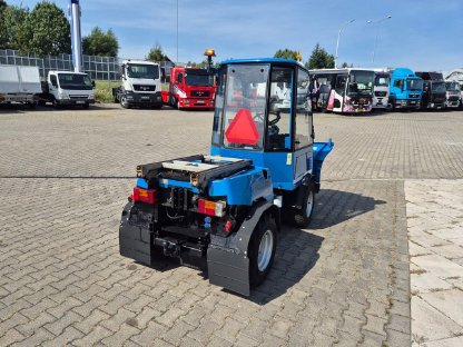 Bild 4:Holder C245 4WD Multifunktionale Kommunalmaschine