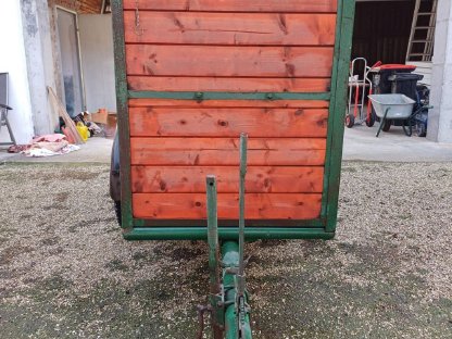 Bild 2:Viehanhänger