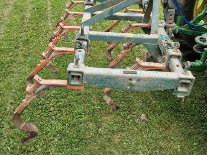 Bild 3:Weingarten Weinberg Grubber