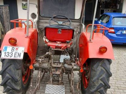 Bild 6:Hürlimann D90 Traktor