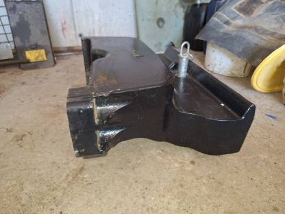 Bild 2:Frontgewichtträger Steyr Kompakt, New Holland, Case