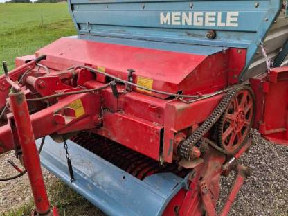 Bild 2:Ladewagen Mengele Quatro 320