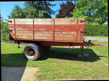 Bild 2:3-Seiten-Kipper