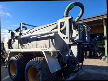 Bild 5:Joskin Gülleverteiler-Gestänge 18m 21m 24m 27m 30m