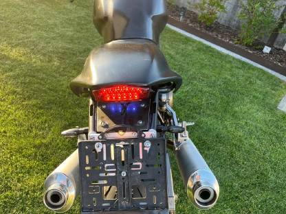 Bild 6:Ducati Monster 750 Black Edition M1