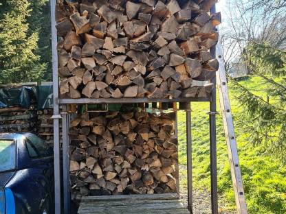 Bild 8:Stapelgestell für Meterscheitholz