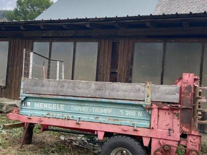 Miststreuer Mengele Doppeltrumpf S300N