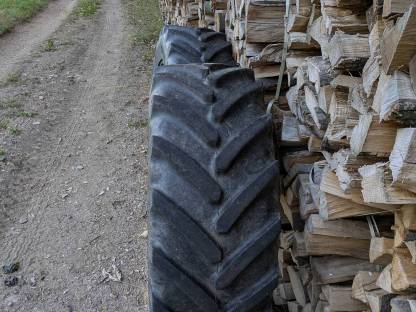 Bild 3:Michelin Multibib 440/65 28