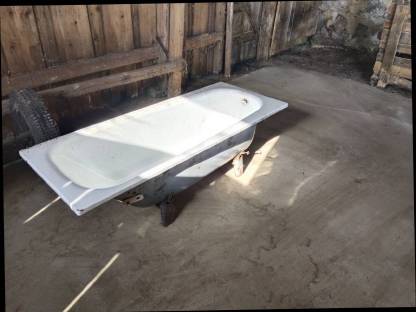 Bild 2:Verkaufe eine alte E-Mail Badewanne