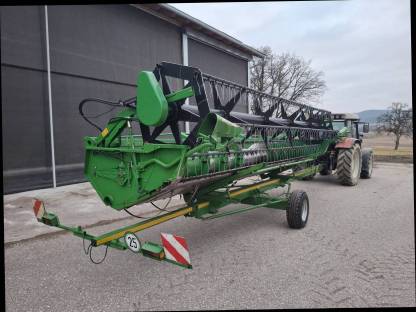 Bild 8:John Deere T560 Hillmaster 622R 6,7 m einsatzbereit