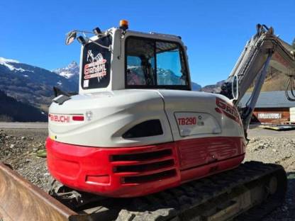 Bild 8:Bagger Takeuchi TB290
